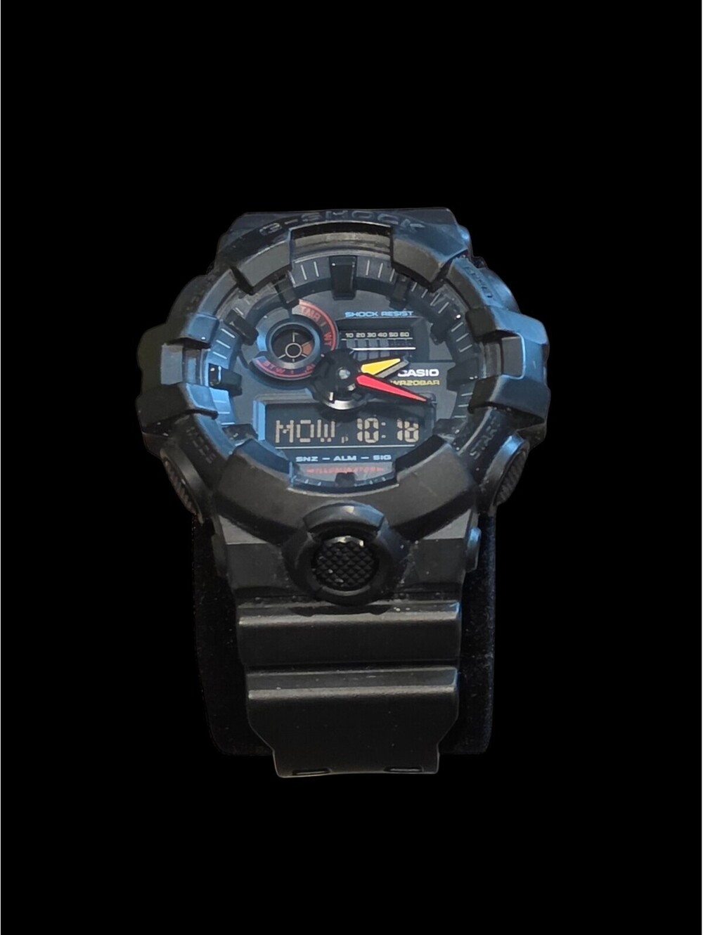 CASIO G-SHOCK GA-700BMC WR20BAR 5522  Black with Red and Yellow Hands